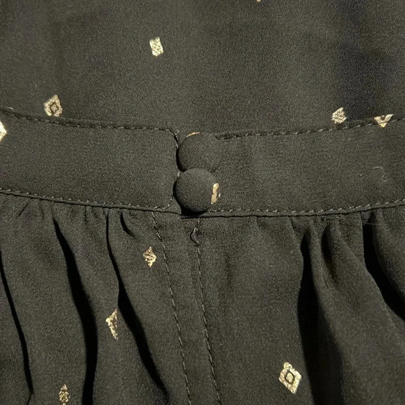 Torrid Black Sleeveless With Gold Diamonds 1051 - Picture 6 of 6